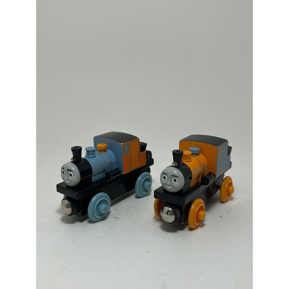 Thomas & Friends Bash and Dash Wooden Railway Engines Learning Curve 2010